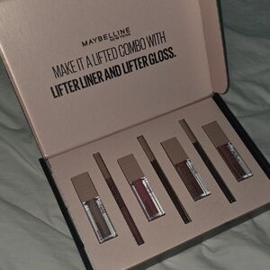 Maybelline PR Bundle